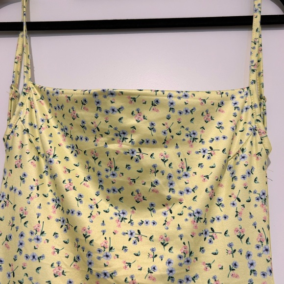 Ditsy Floral Print Maxi Dress - Picture 2 of 3